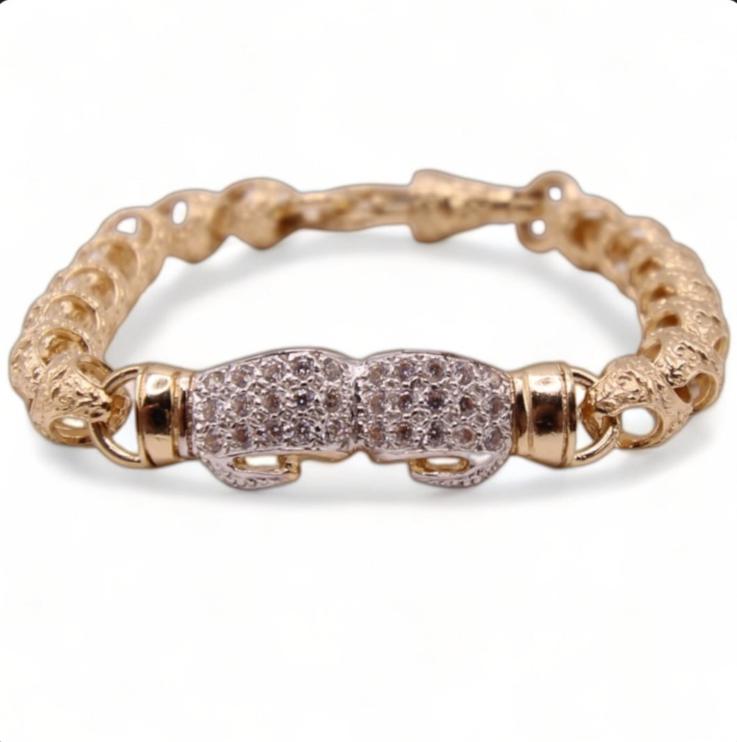 9ct Yellow Gold CZ Boxing Glove Acorn Bracelet