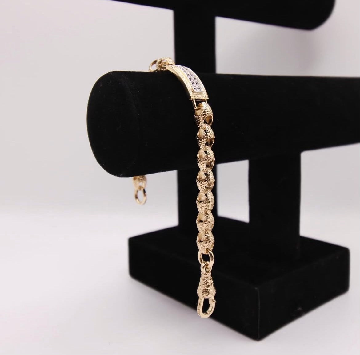 9ct Gold CZ ID Acorn Bracelet